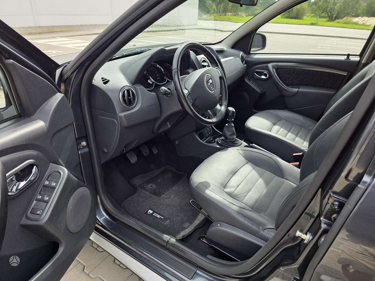 Dacia Duster 2014 — photo 9