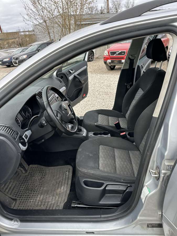 Skoda Octavia 2009 — photo 13