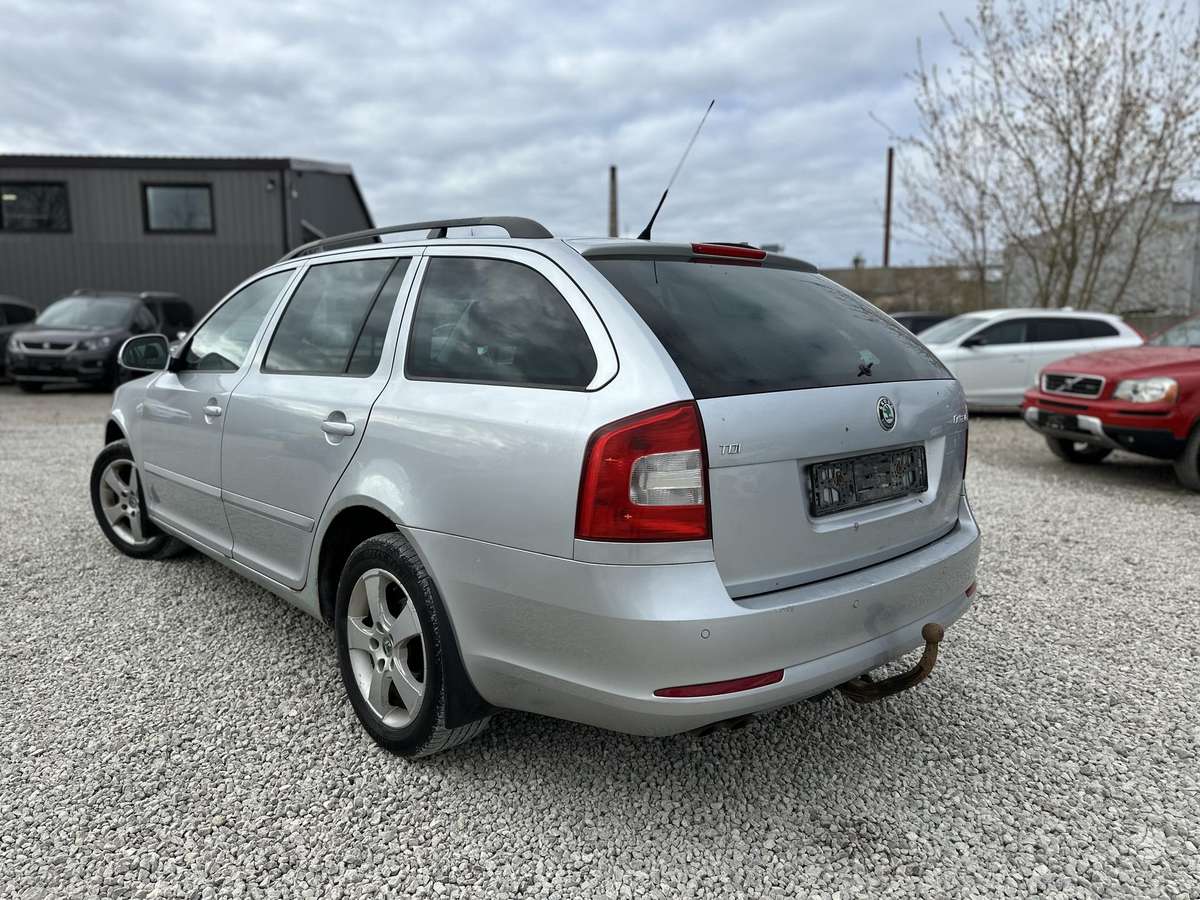Skoda Octavia 2009 — photo 6