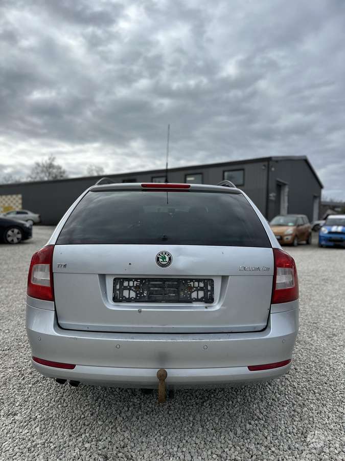 Skoda Octavia 2009 — photo 7