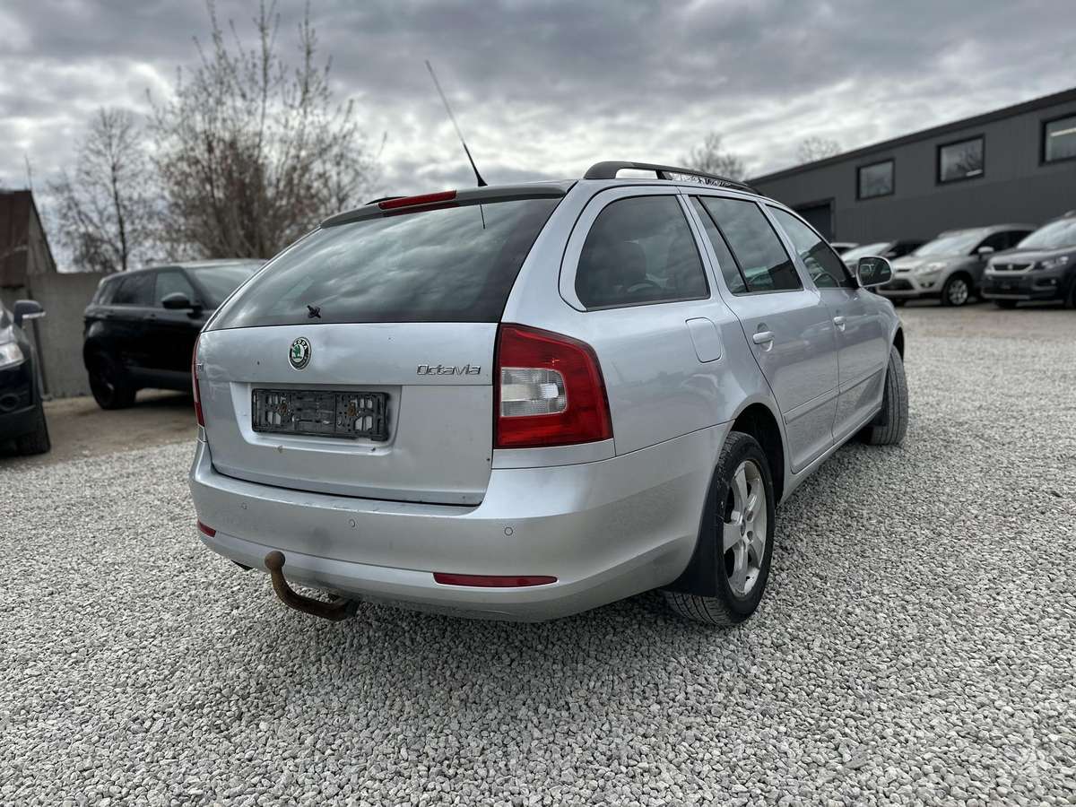 Skoda Octavia 2009 — photo 8
