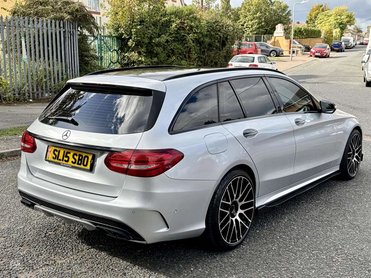 Mercedes-Benz C300 2015 — photo 7
