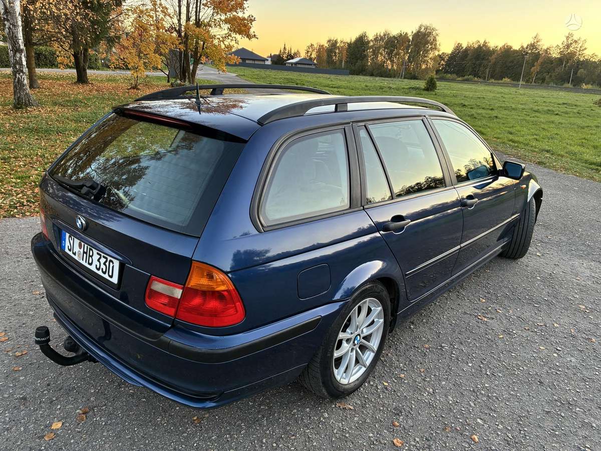 BMW 320 2004 — photo 12