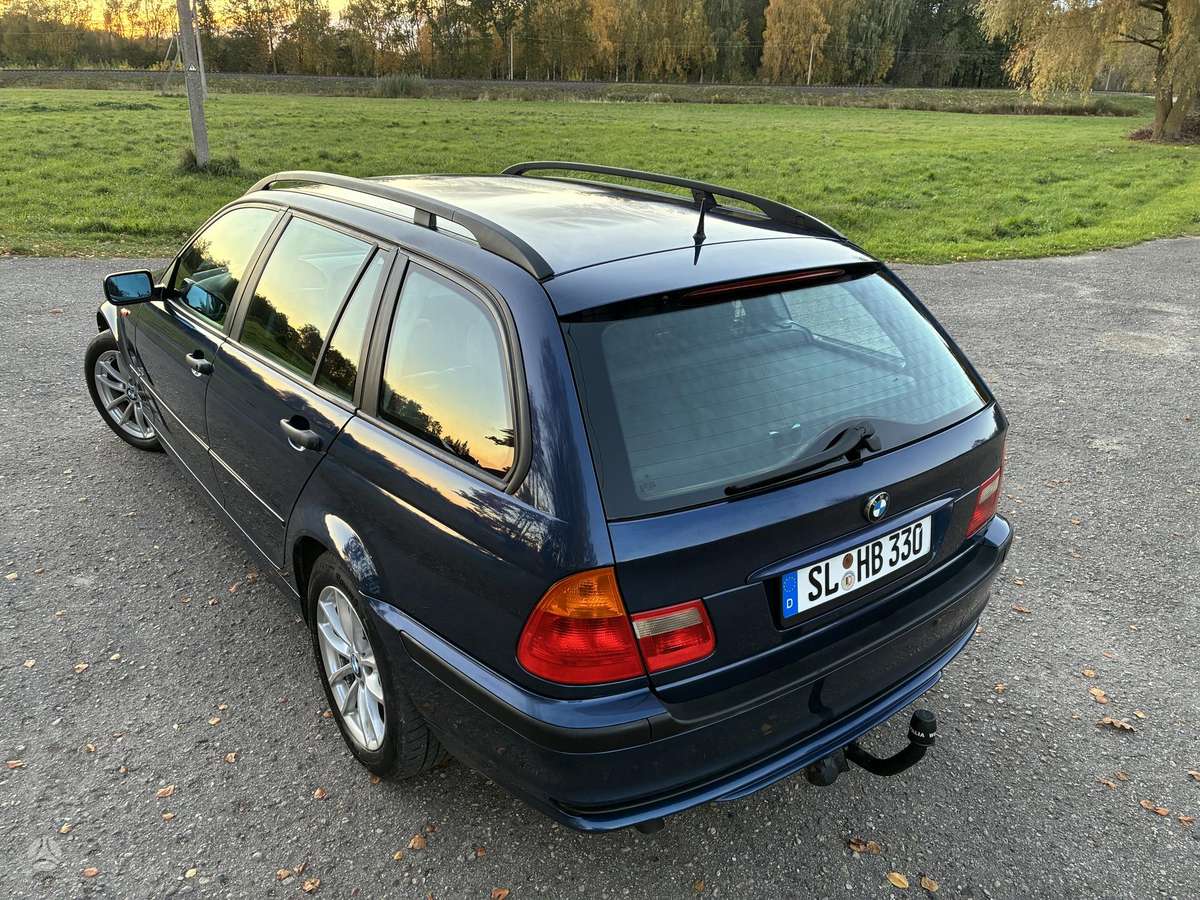 BMW 320 2004 — photo 15