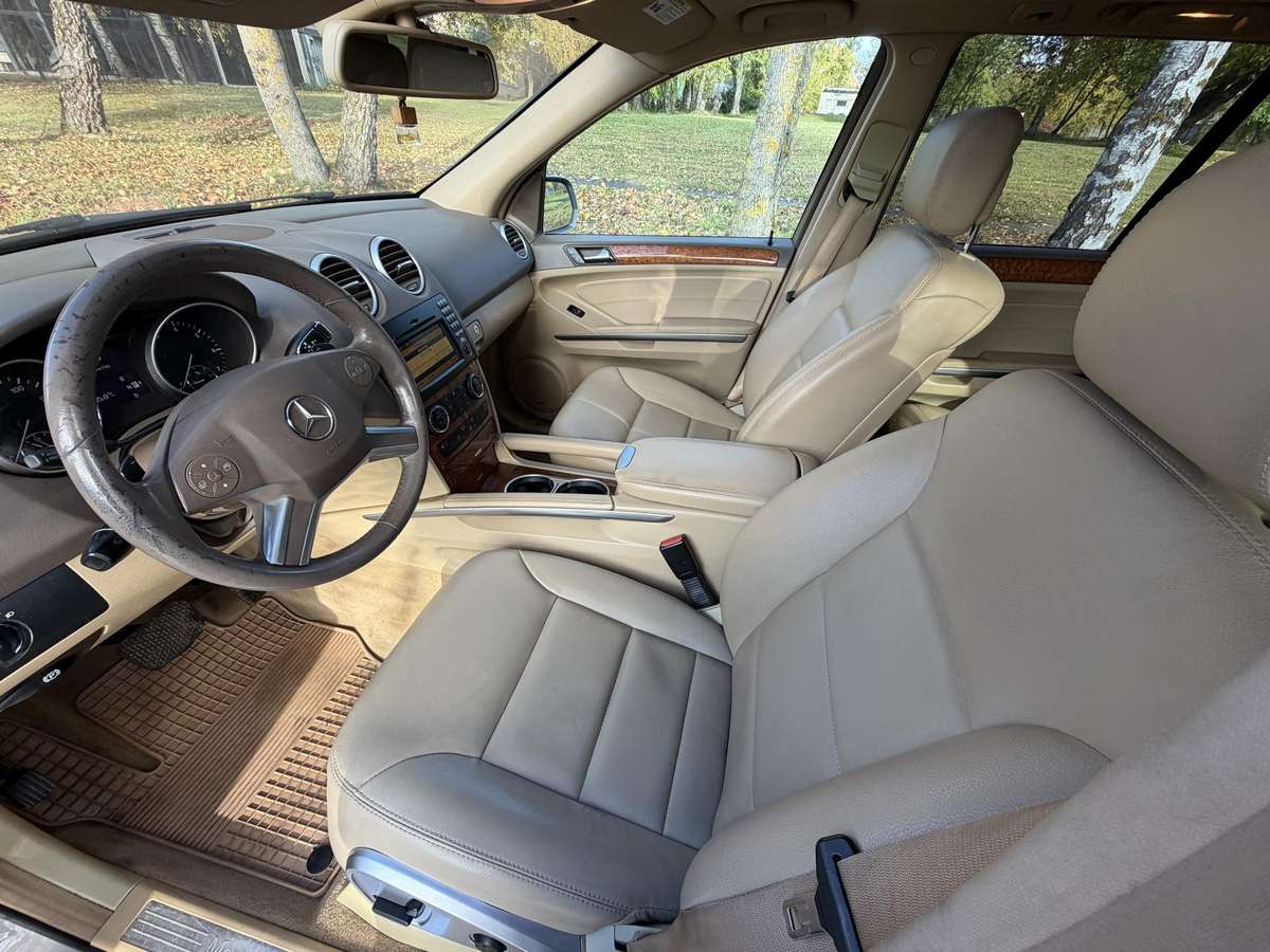 Mercedes-Benz ML350 2009 — photo 10