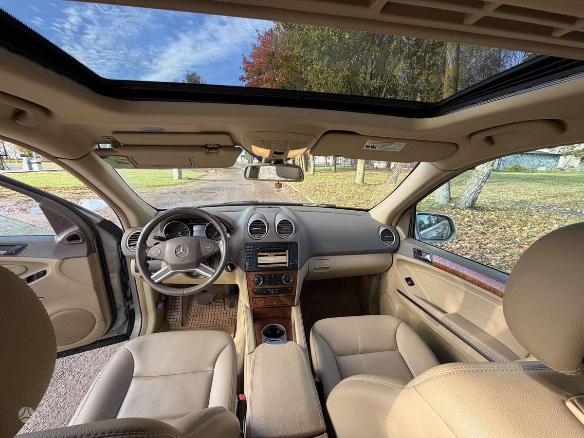 Mercedes-Benz ML350 2009 — photo 12