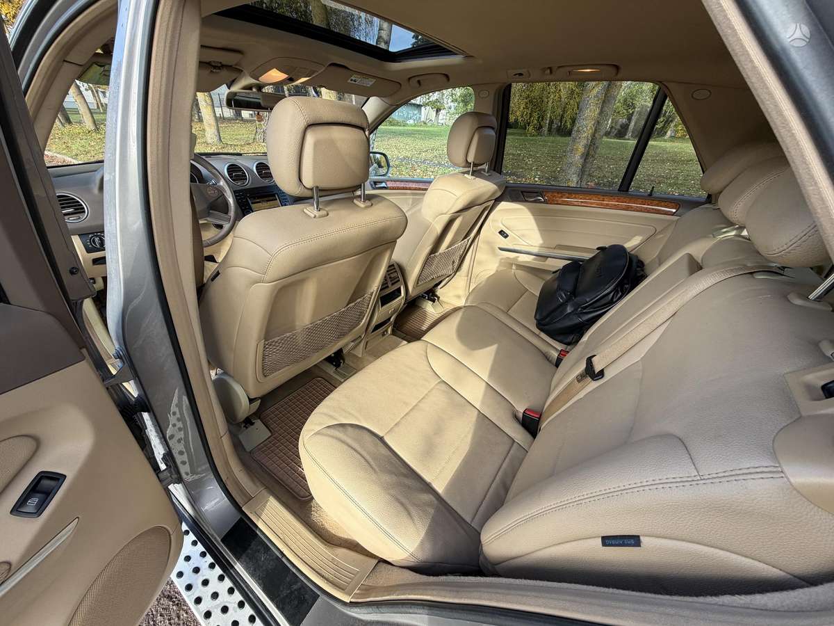 Mercedes-Benz ML350 2009 — photo 14