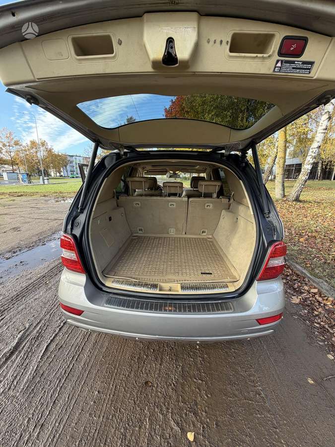 Mercedes-Benz ML350 2009 — photo 16