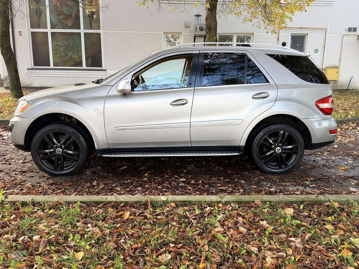 Mercedes-Benz ML350 2009 — photo 6