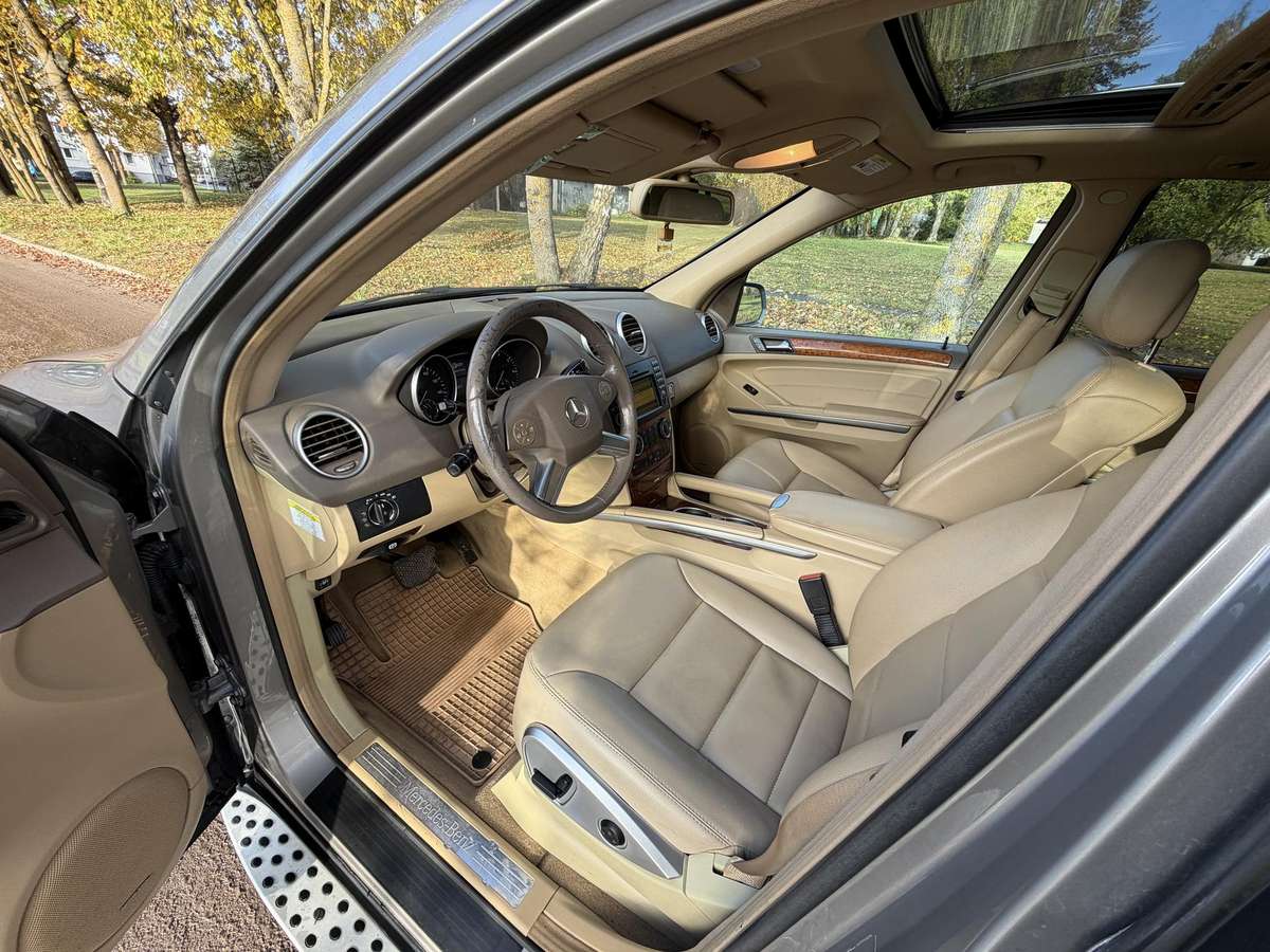 Mercedes-Benz ML350 2009 — photo 8