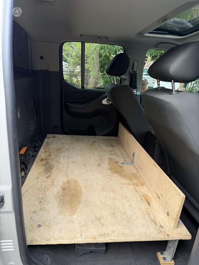 Nissan Navara 2014 — photo 11