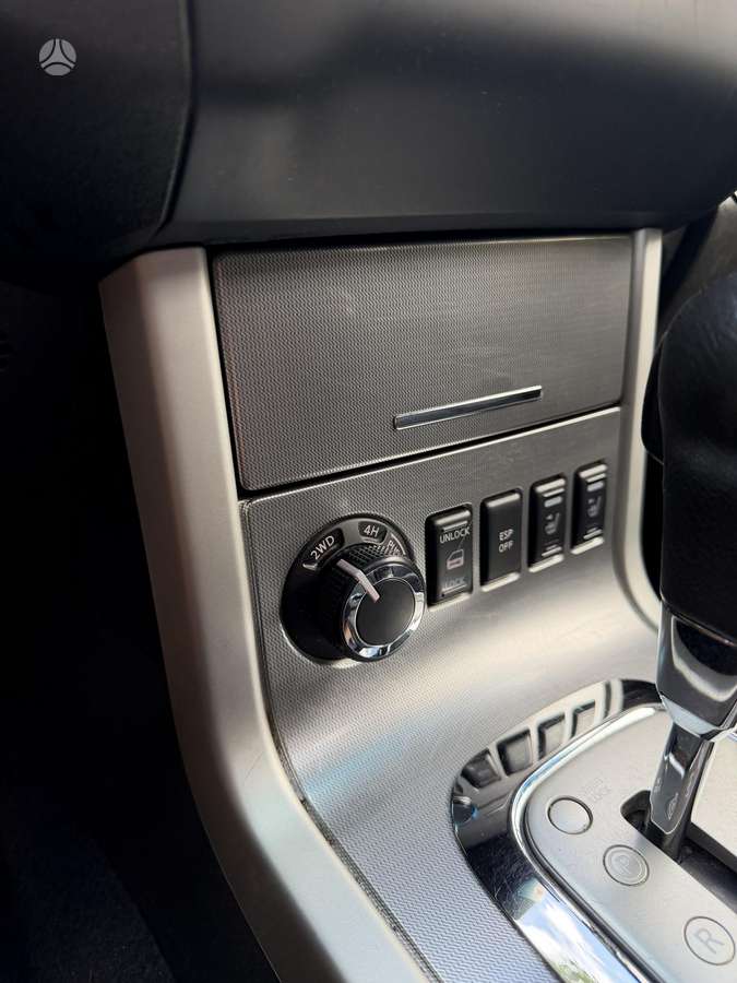 Nissan Navara 2014 — photo 16
