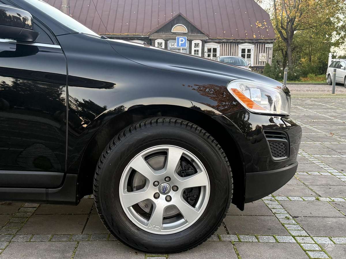 Volvo XC60 2011 — photo 12
