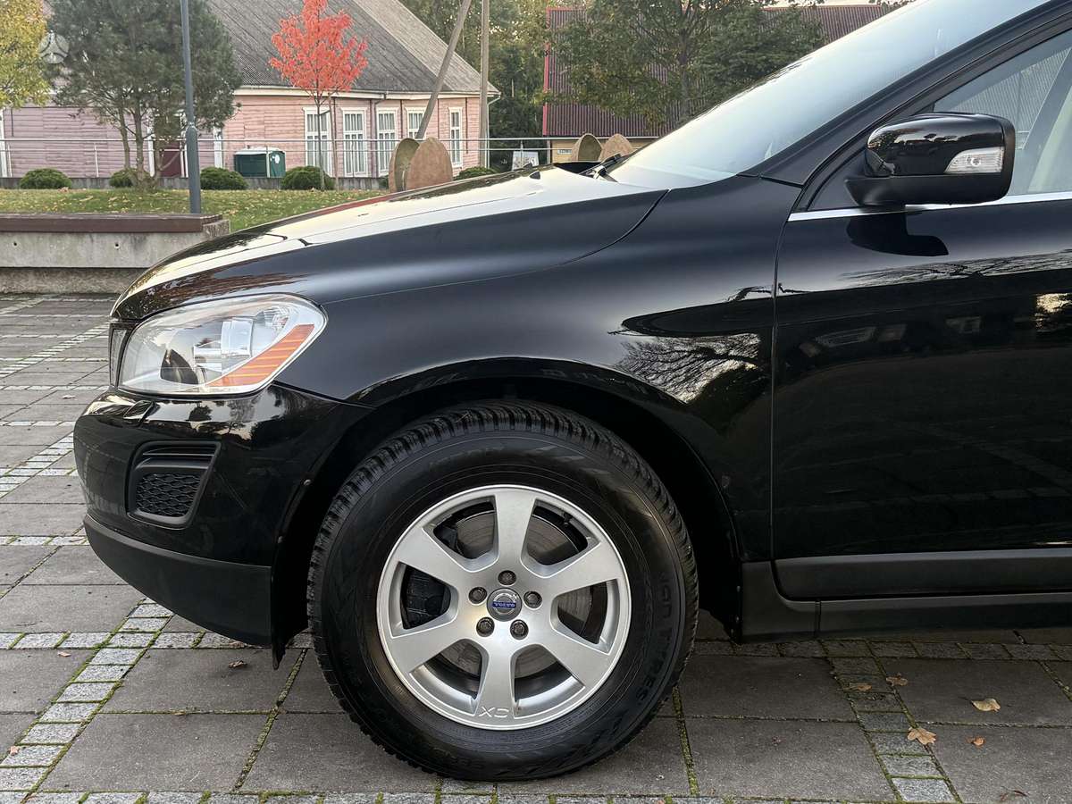 Volvo XC60 2011 — photo 13
