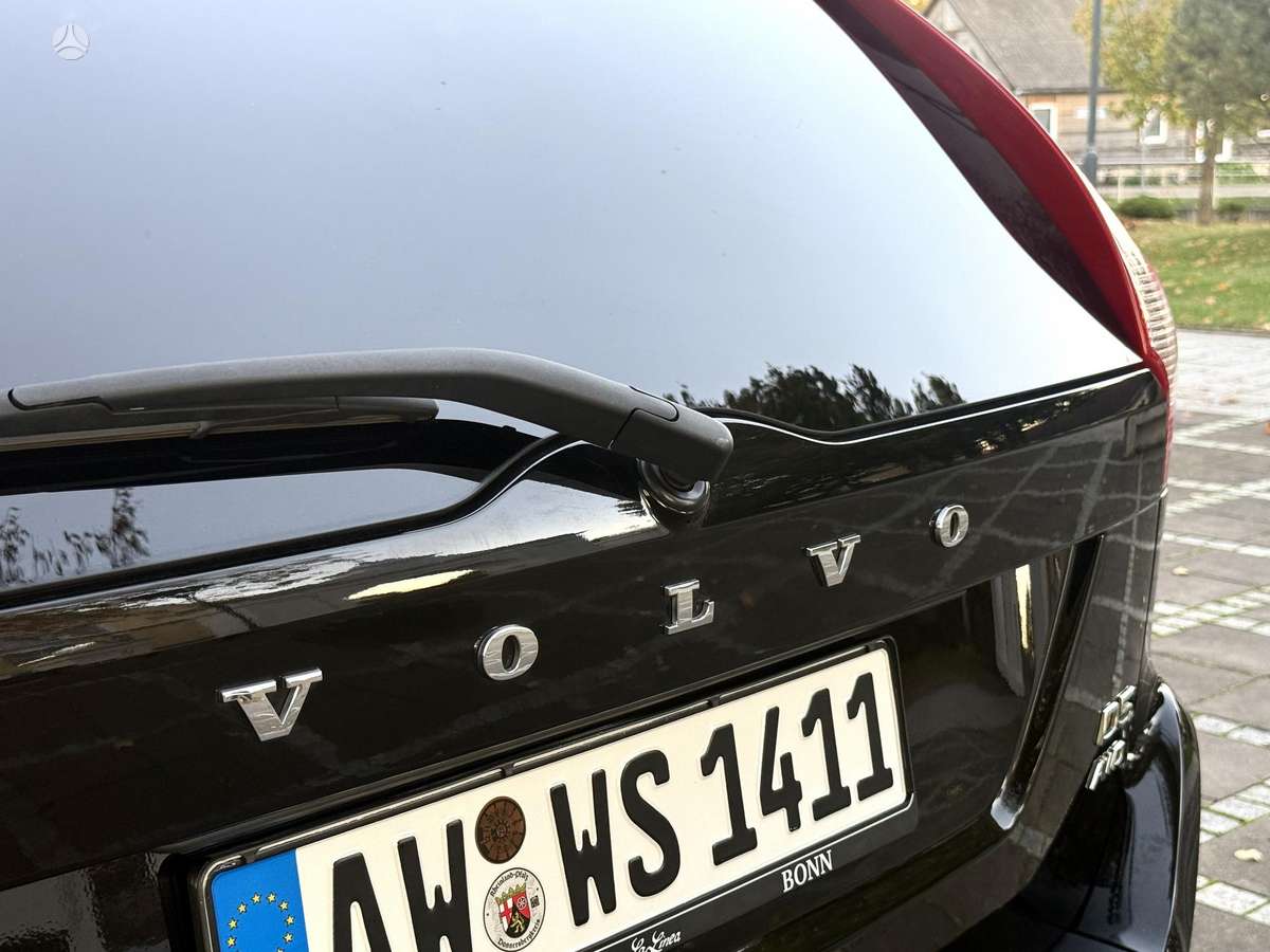 Volvo XC60 2011 — photo 44