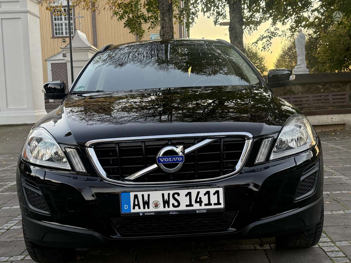 Volvo XC60 2011 — photo 6