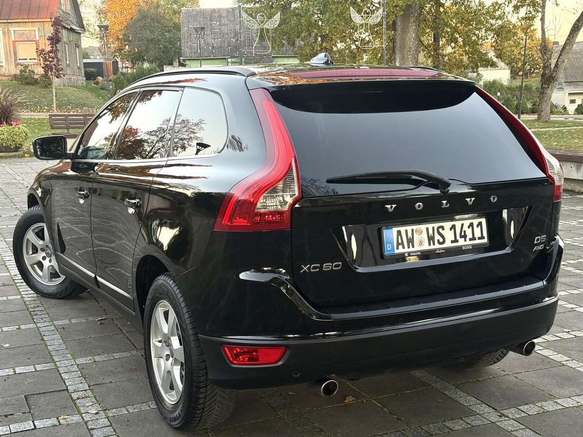 Volvo XC60 2011 — photo 7