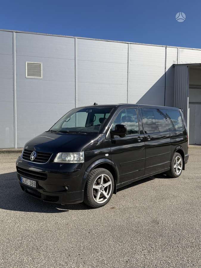 Volkswagen Multivan 2005 — interior
