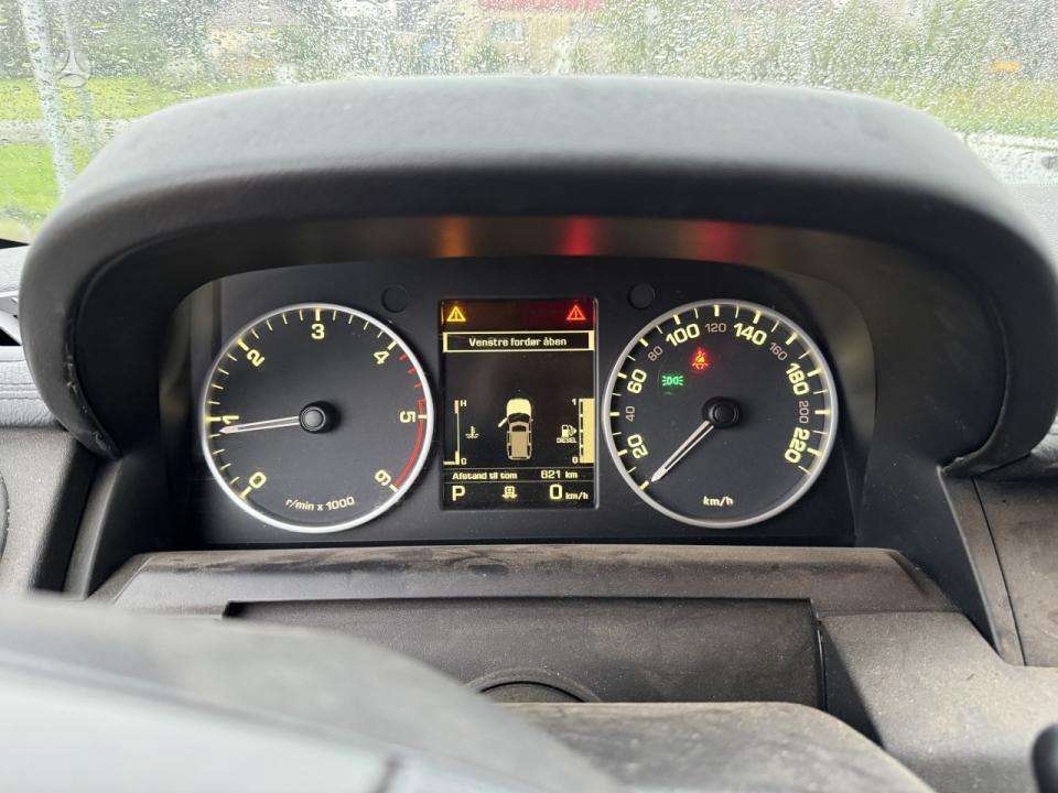 Land Rover 2012 — photo 13