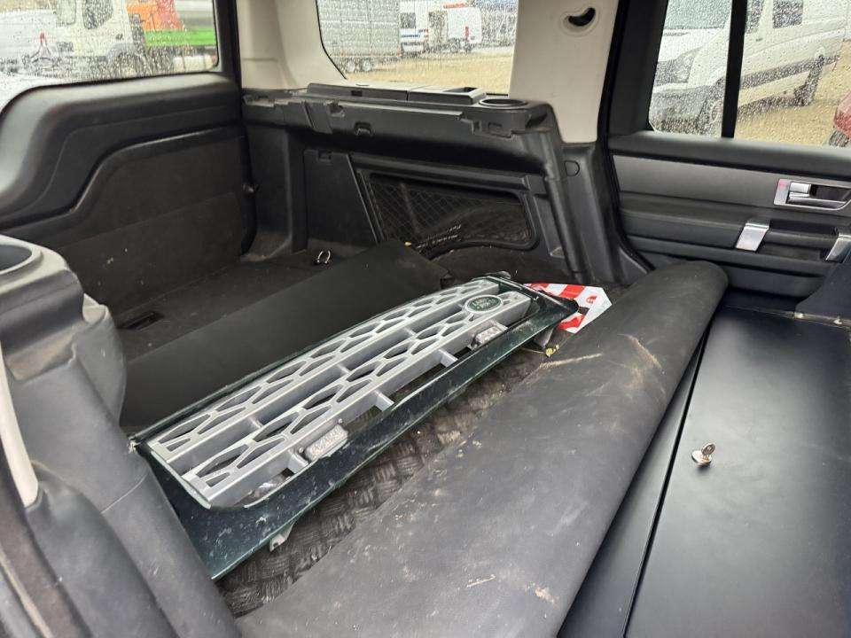 Land Rover 2012 — photo 18