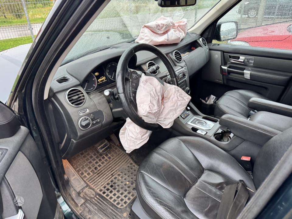 Land Rover 2012 — photo 7