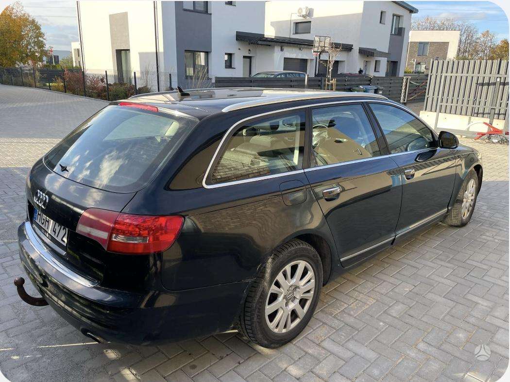 Audi A6 2009 — вигляд ззаду