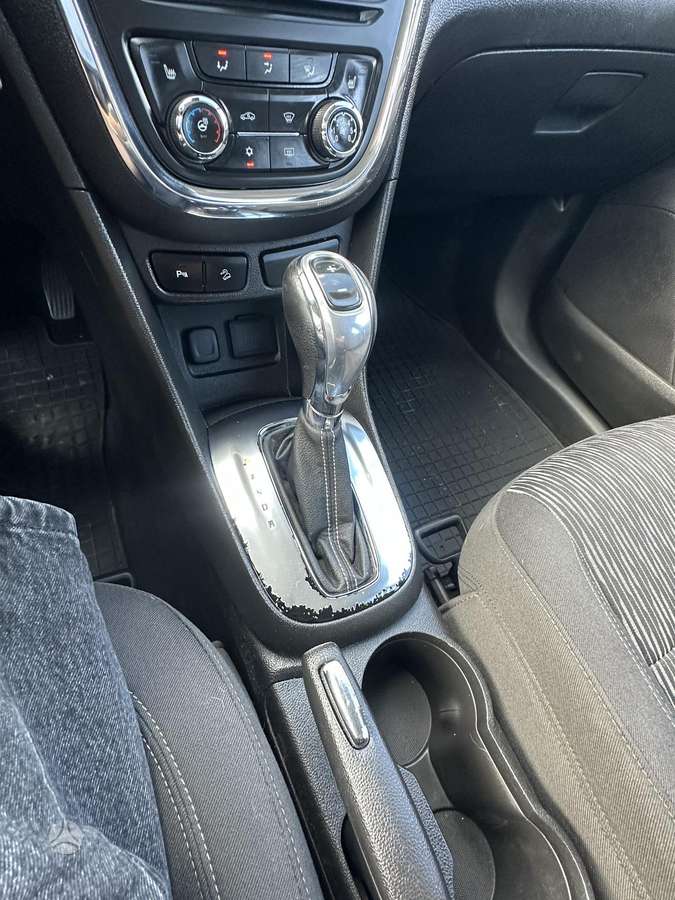 Opel Mokka 2013 — photo 13