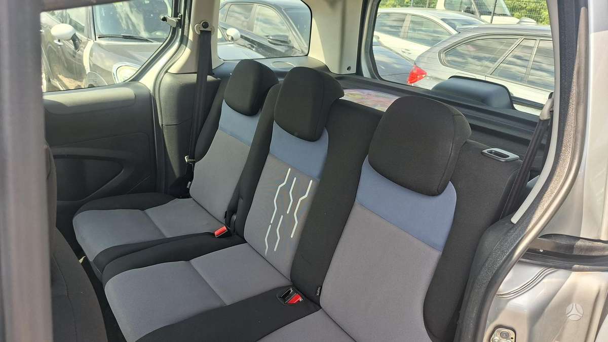 Peugeot Partner 2012 — photo 20