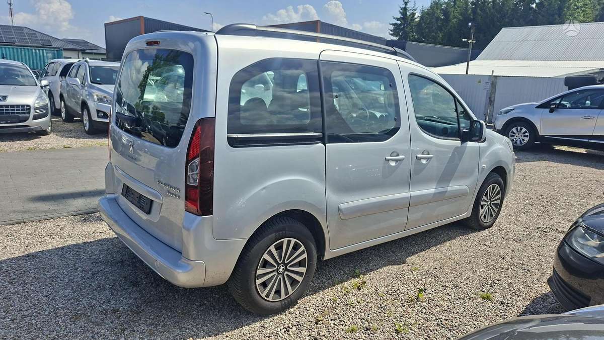 Peugeot Partner 2012 — photo 8