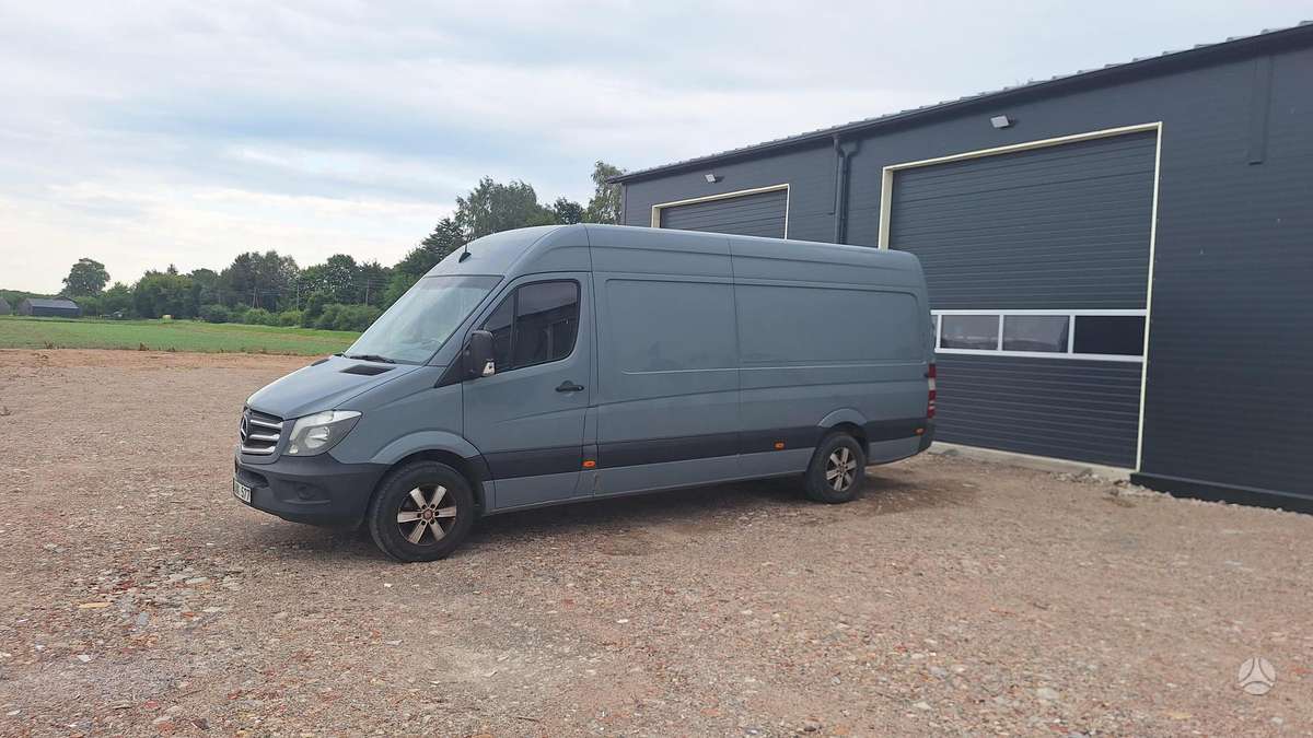 Mercedes-Benz Sprinter 2015 — photo 19