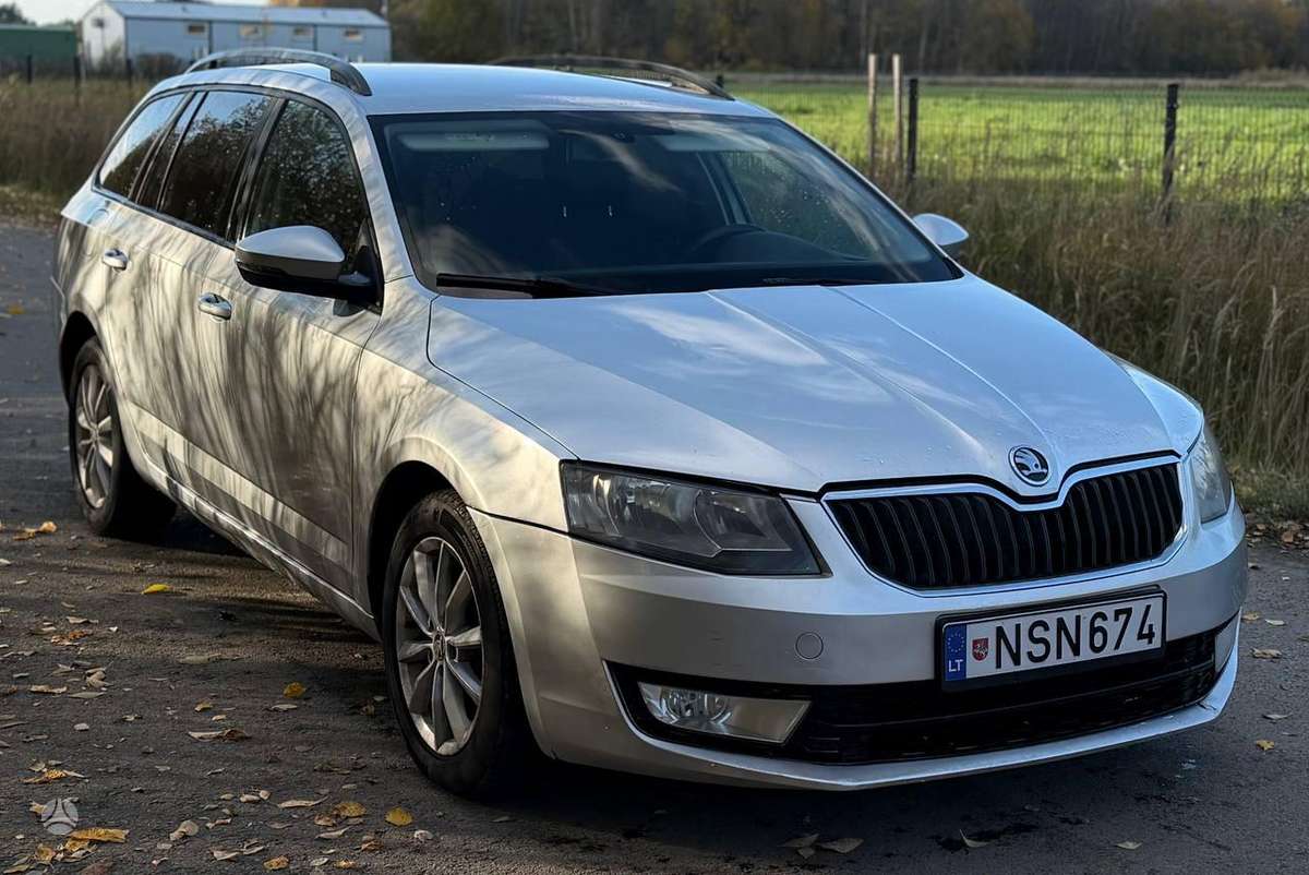 Skoda Octavia 2014 — interior