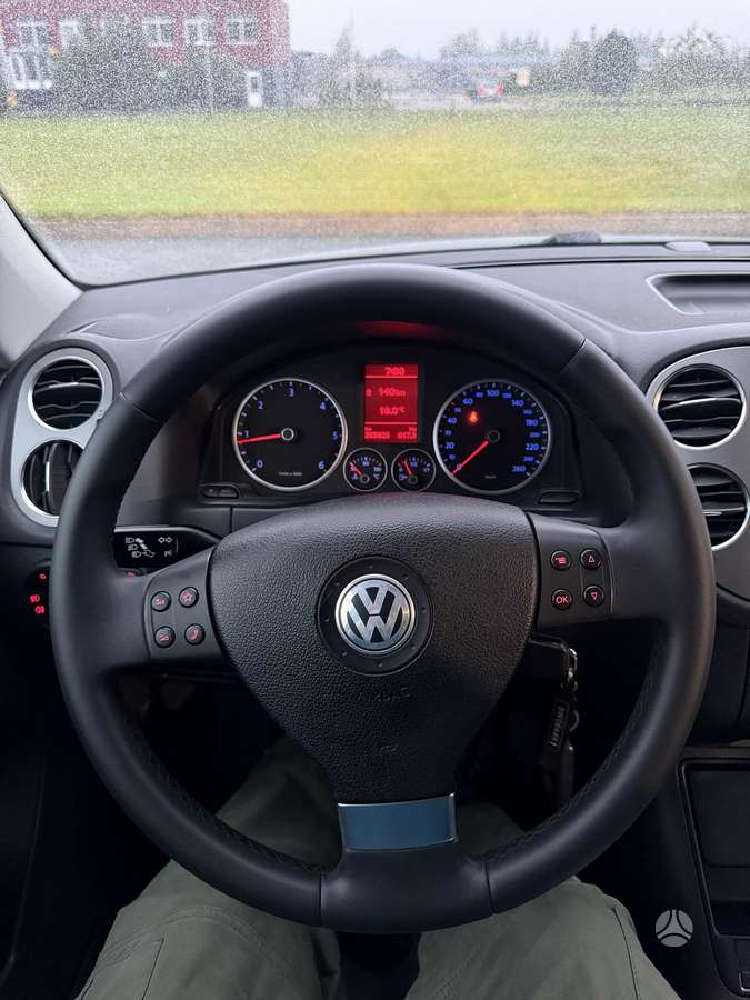 Volkswagen Tiguan 2008 — photo 17