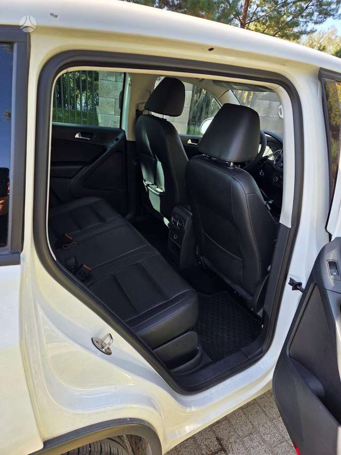 Volkswagen Tiguan 2012 — photo 7