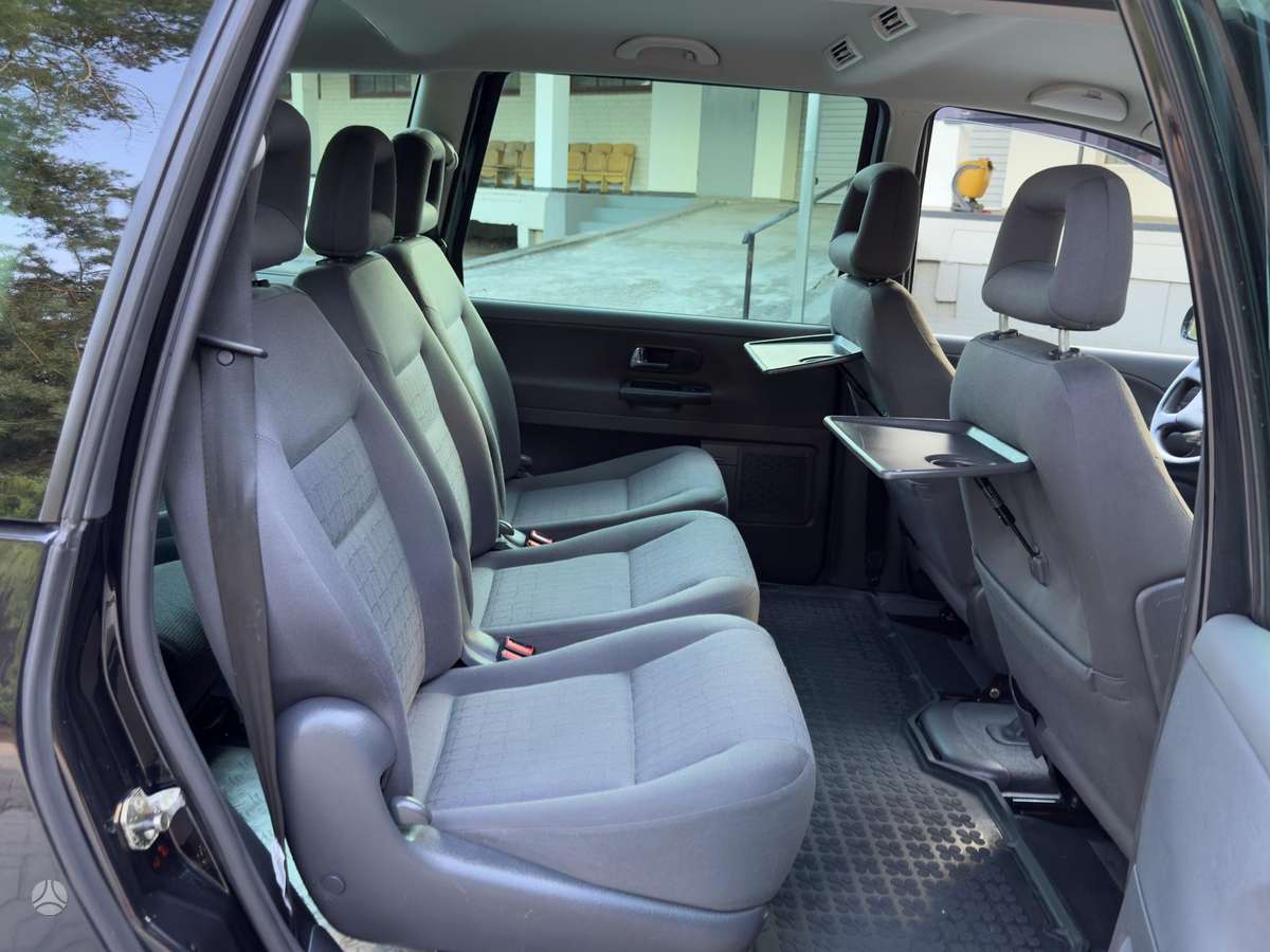 Seat Alhambra 2008 — фото 11