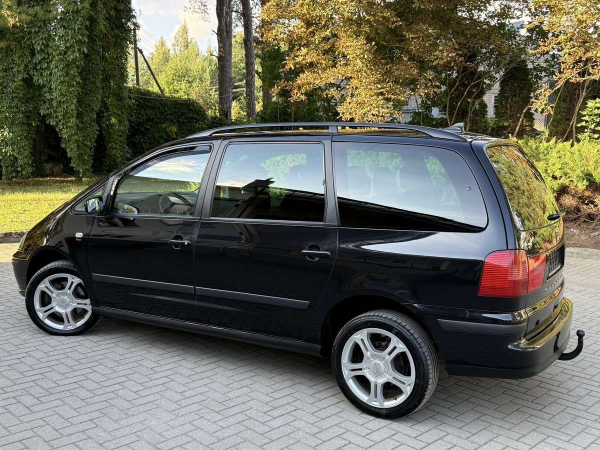 Seat Alhambra 2008 — двигун 1968 cm³, 140 HP (103kW)