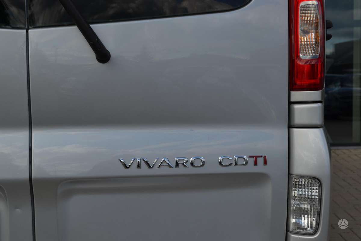 Opel Vivaro 2010 — photo 14