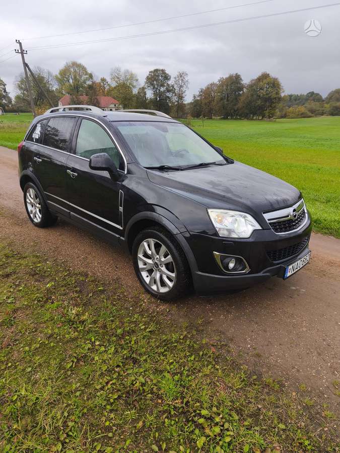 Opel Antara 2013 — rear view