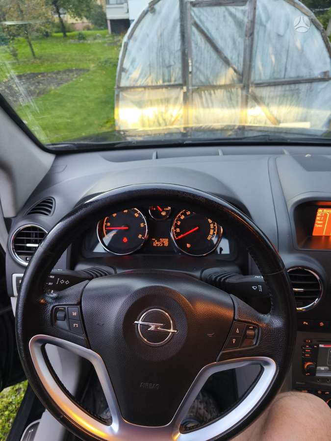 Opel Antara 2013 — photo 21