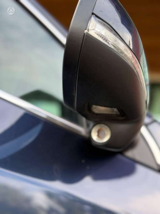 Volvo V60 2012 — photo 10