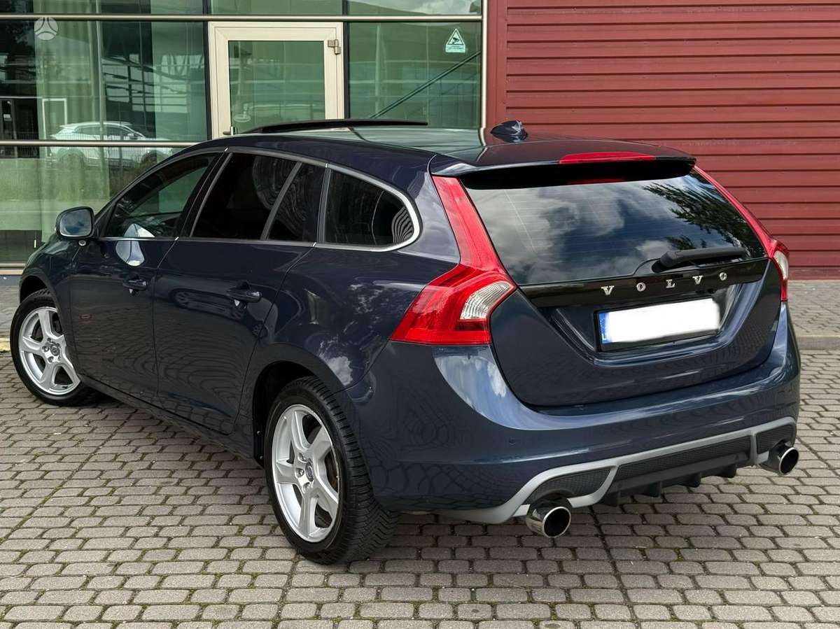 Volvo V60 2012 — photo 5