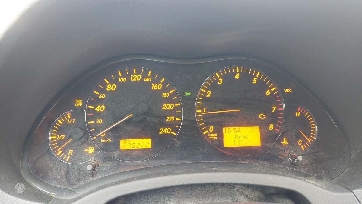 Toyota Avensis 2007 — двигун 1794 cm³, 129 HP (95kW)