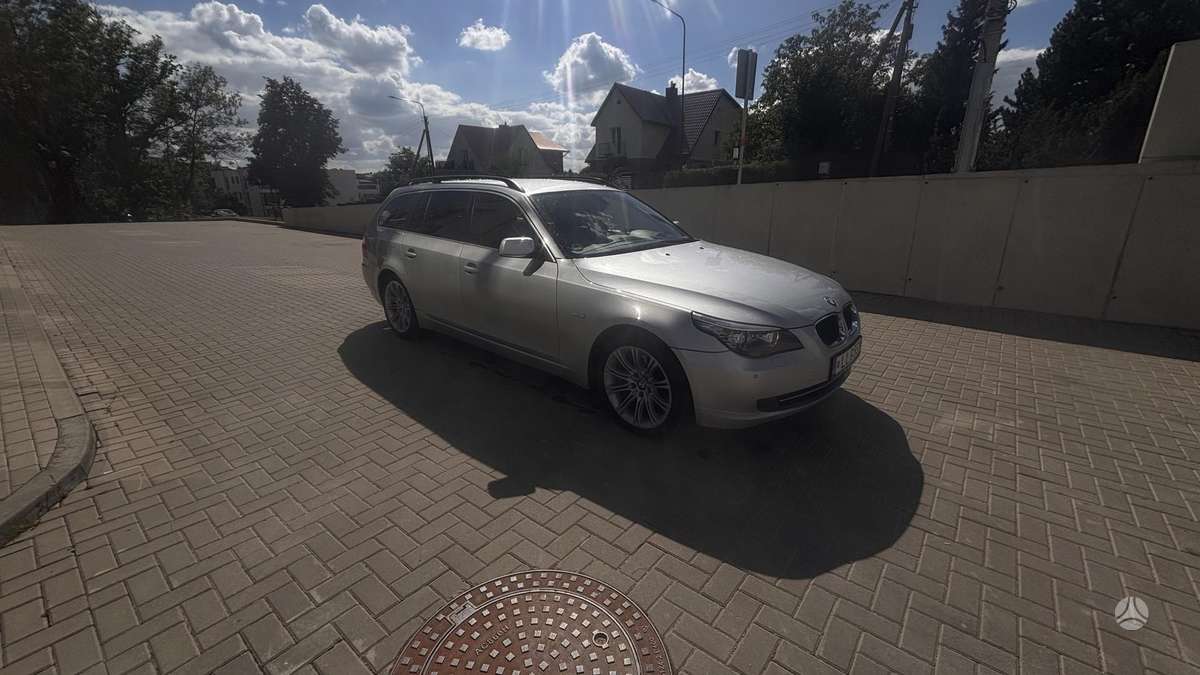 BMW 525 2008 — engine 2993 cm³, 197 HP (145kW)