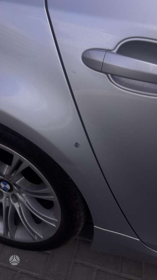 BMW 525 2008 — photo 9