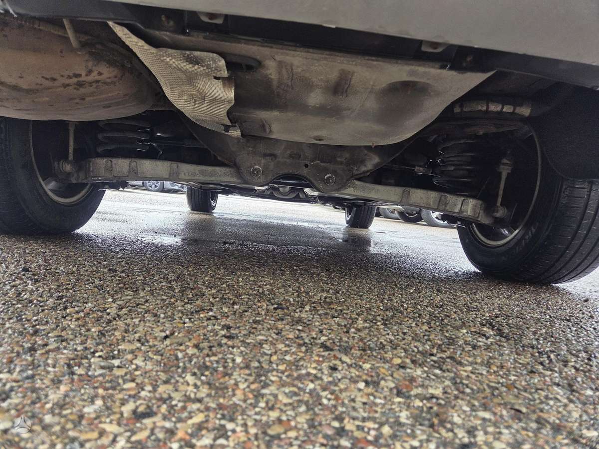 Volvo XC70 2009 — photo 19