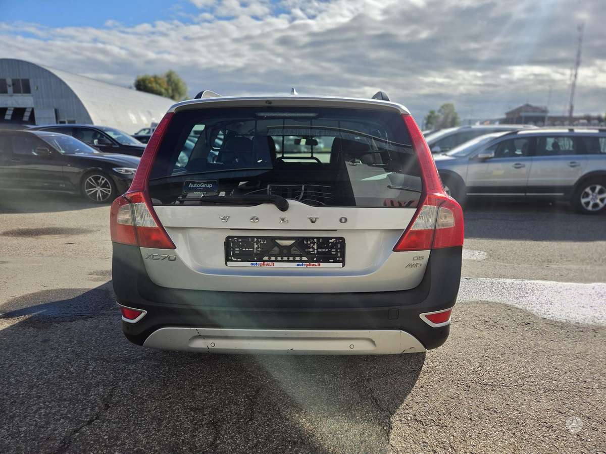 Volvo XC70 2009 — photo 6