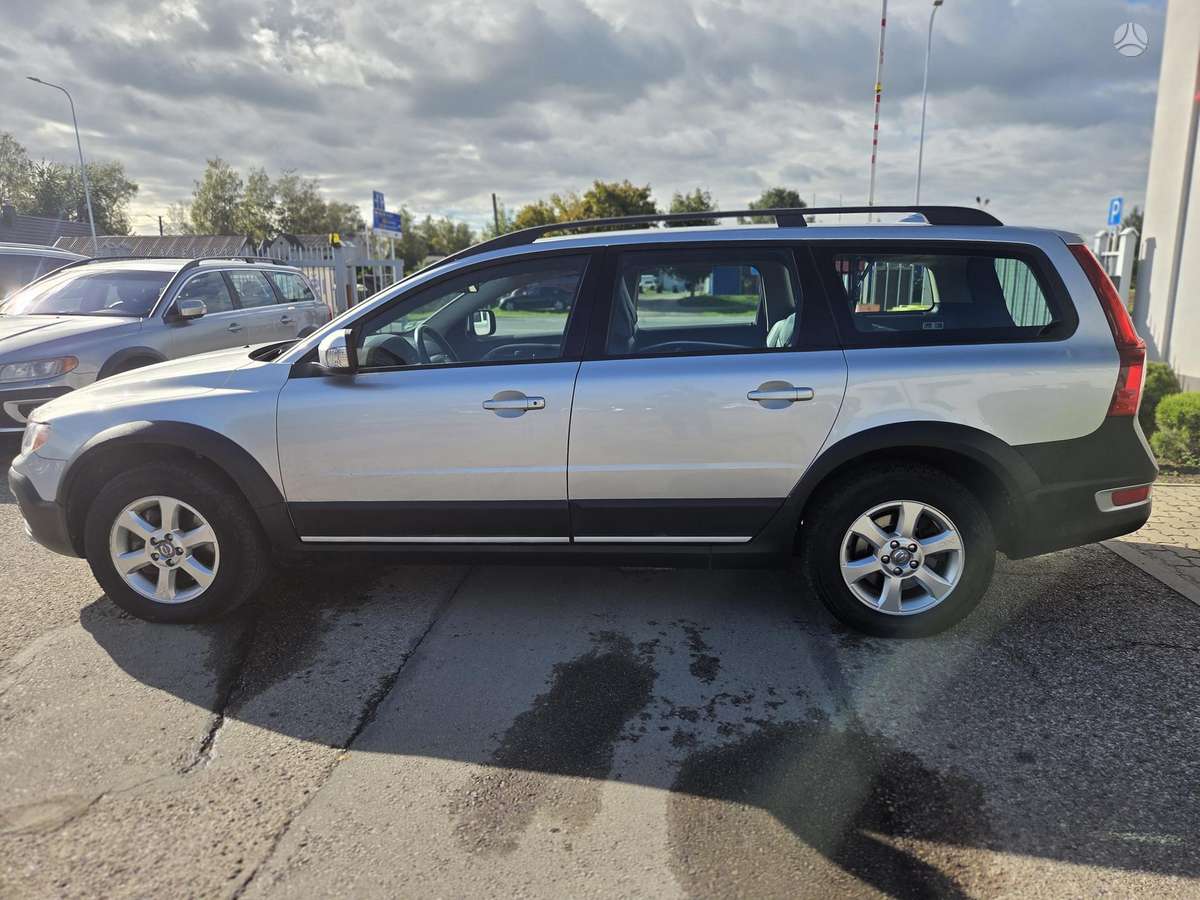 Volvo XC70 2009 — photo 8