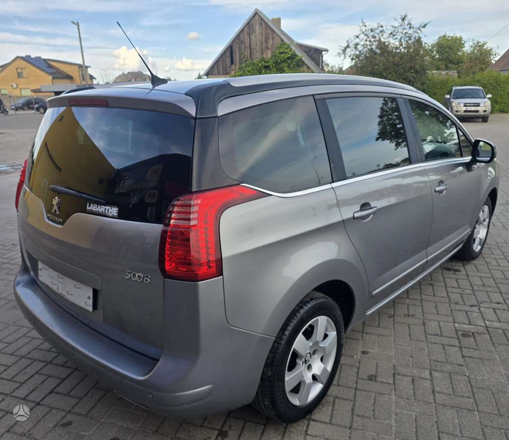 Peugeot 5008 2014 — photo 7