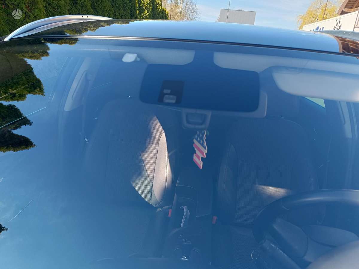Opel Insignia 2011 — photo 19