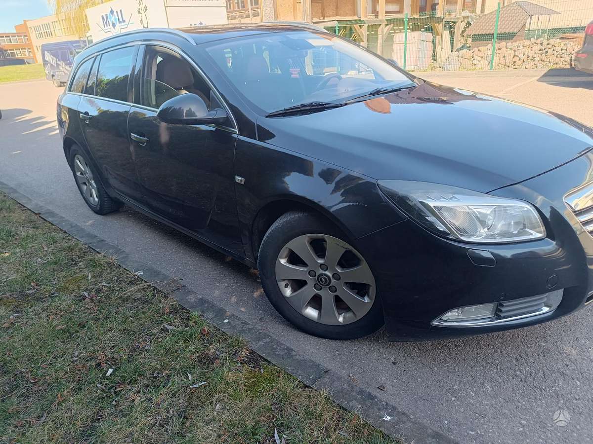 Opel Insignia 2011 — photo 6