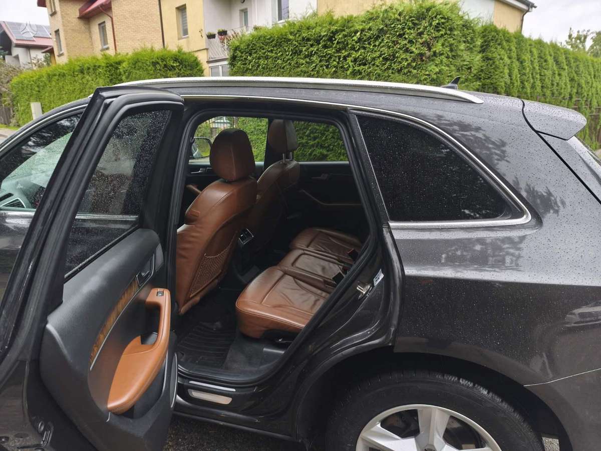 Audi Q5 2009 — photo 12